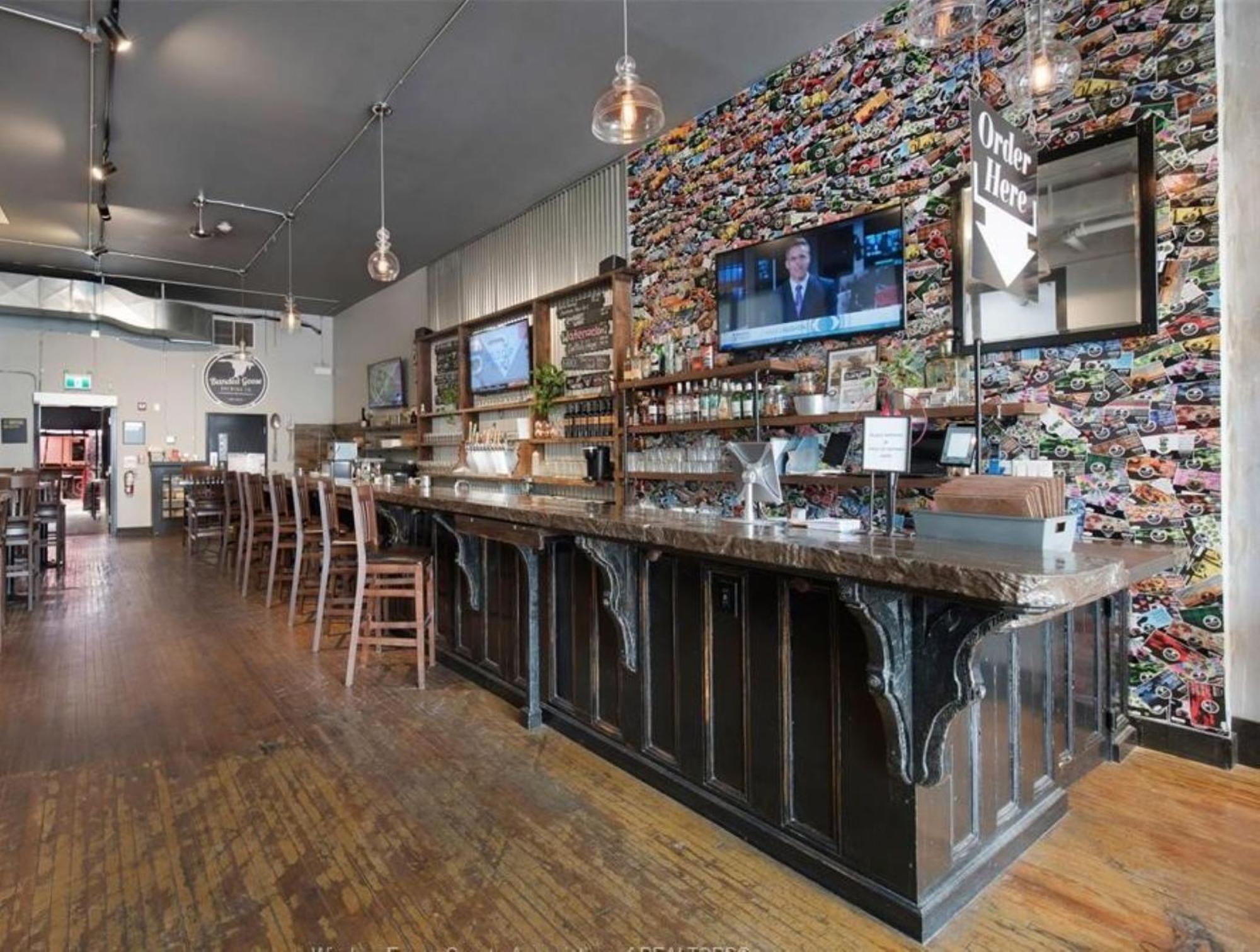 Heart & Hops Brewery Suites Kingsville المظهر الخارجي الصورة
